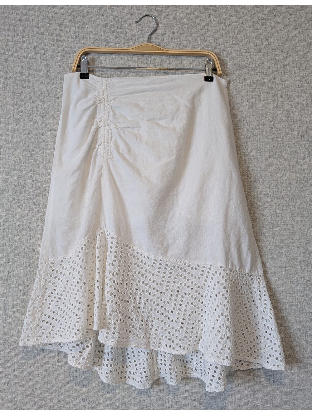 Solitaire linen & cotton eyelet ruffle midi skirt